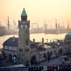 Foto "Landungsbrücken 1" HH-041 10x10 - Kila